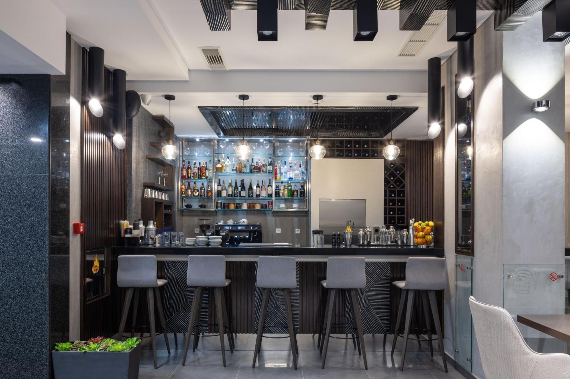 Piccadilly House Aparthotel Арта Екстериор снимка